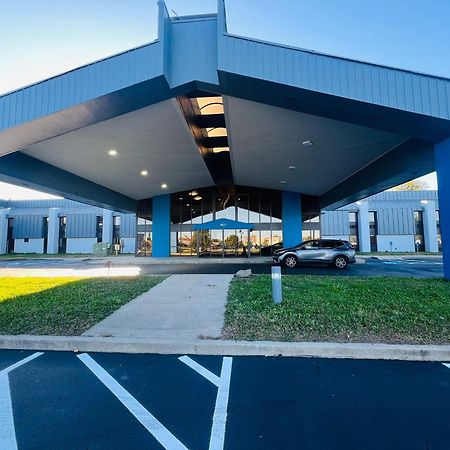 Blisspoint Inn, Kokomo Exteriör bild